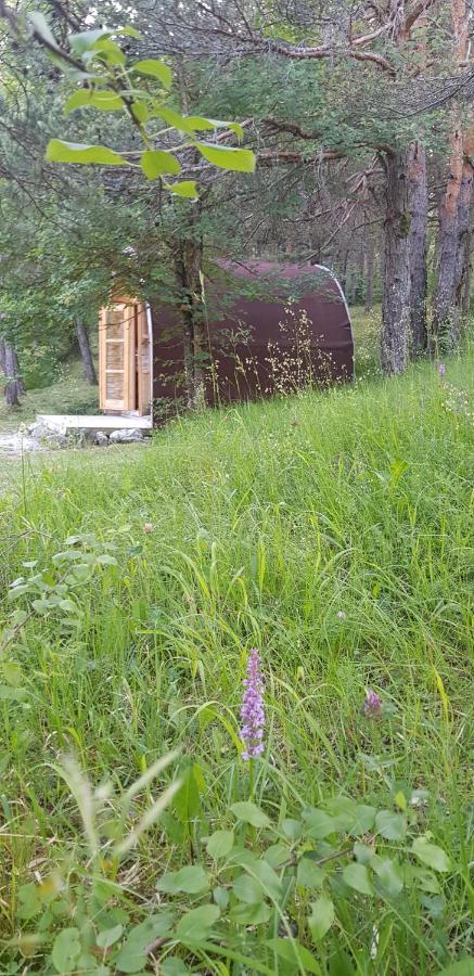 Camping La Chabannerie Hotell Saint-Martin-de-Clelles Exteriör bild