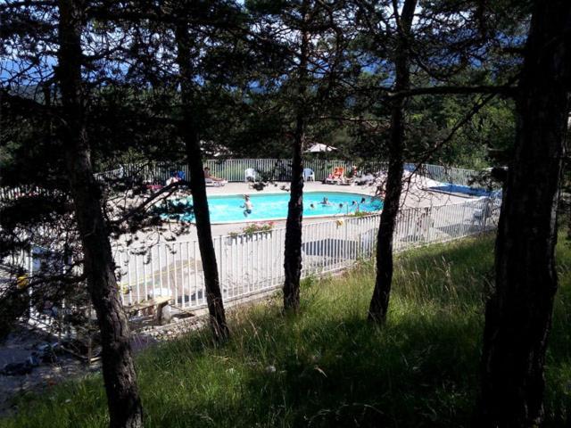 Camping La Chabannerie Hotell Saint-Martin-de-Clelles Exteriör bild