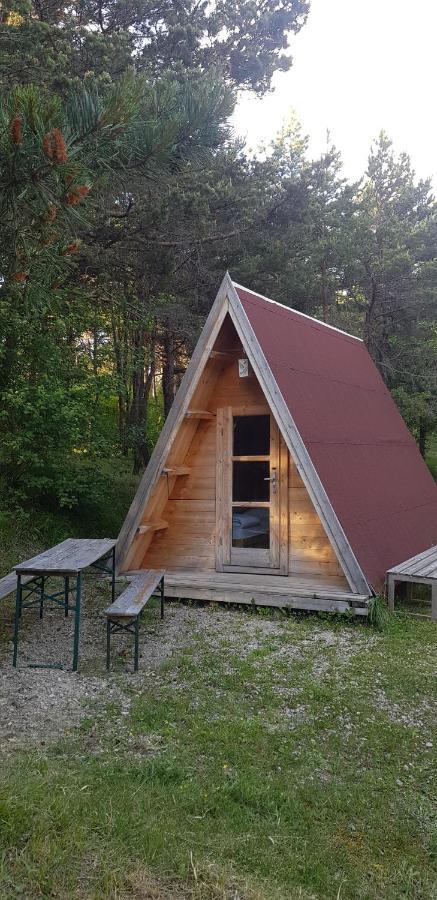 Camping La Chabannerie Hotell Saint-Martin-de-Clelles Exteriör bild