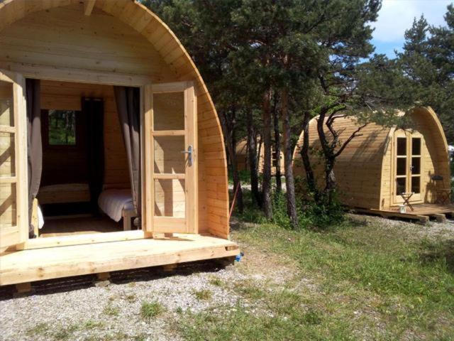 Camping La Chabannerie Hotell Saint-Martin-de-Clelles Exteriör bild